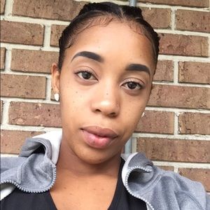 Meet your Posher, Jasmine